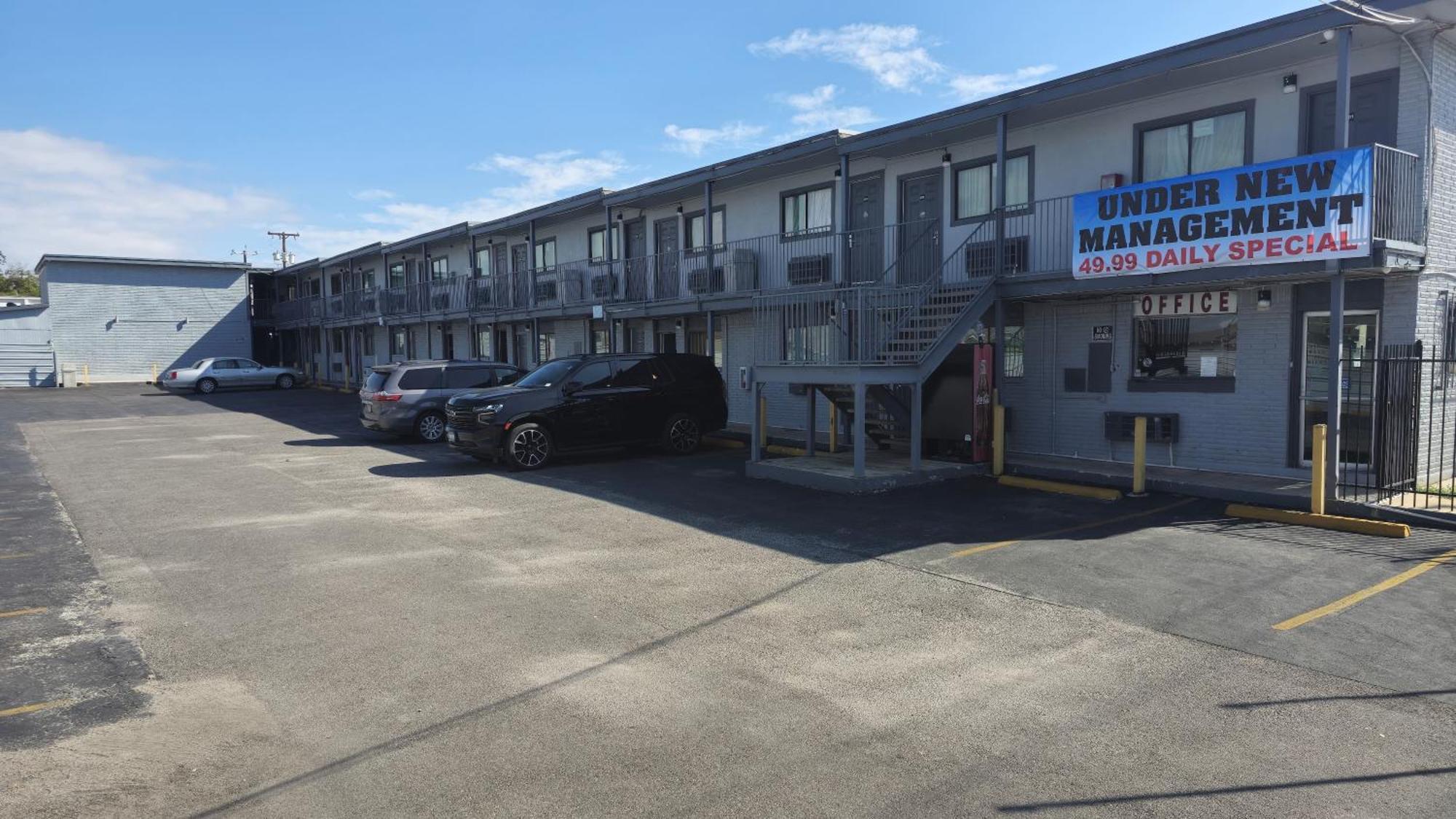 Super 7 Inn By Oyo San Antonio Nw Medical Center Eksteriør bilde